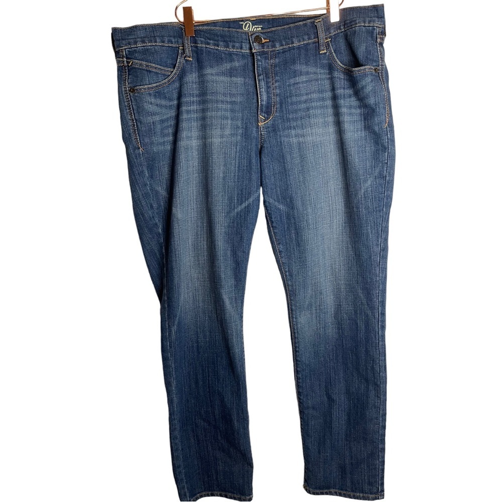 Old Navy The Diva Straight Leg Denim Jeans